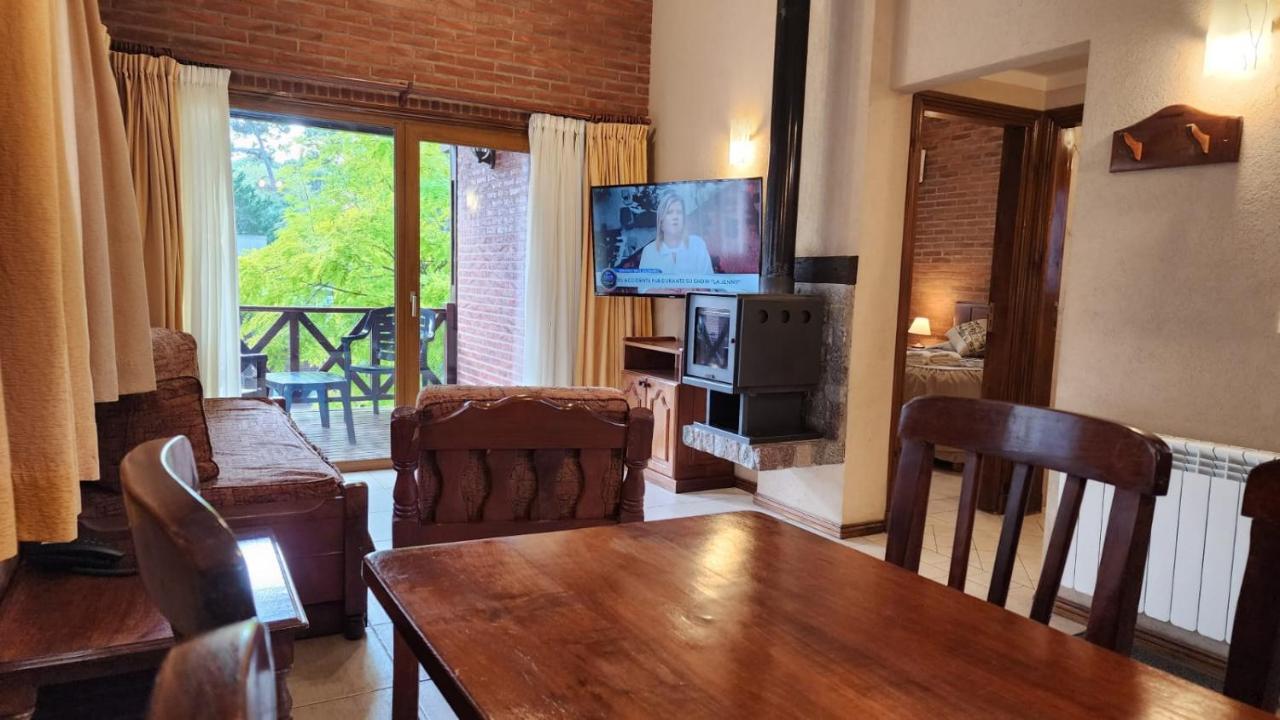 Vila Refugio Del Bosque Carilo Exteriér fotografie