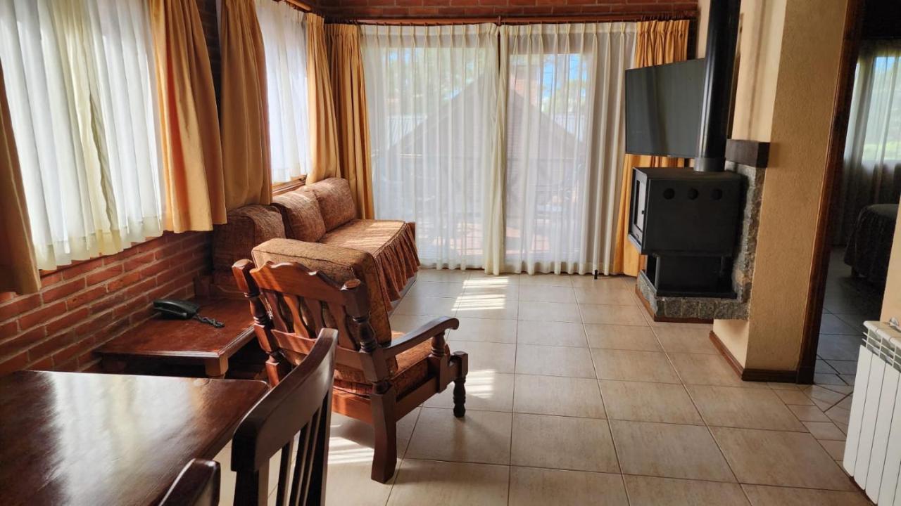 Vila Refugio Del Bosque Carilo Exteriér fotografie