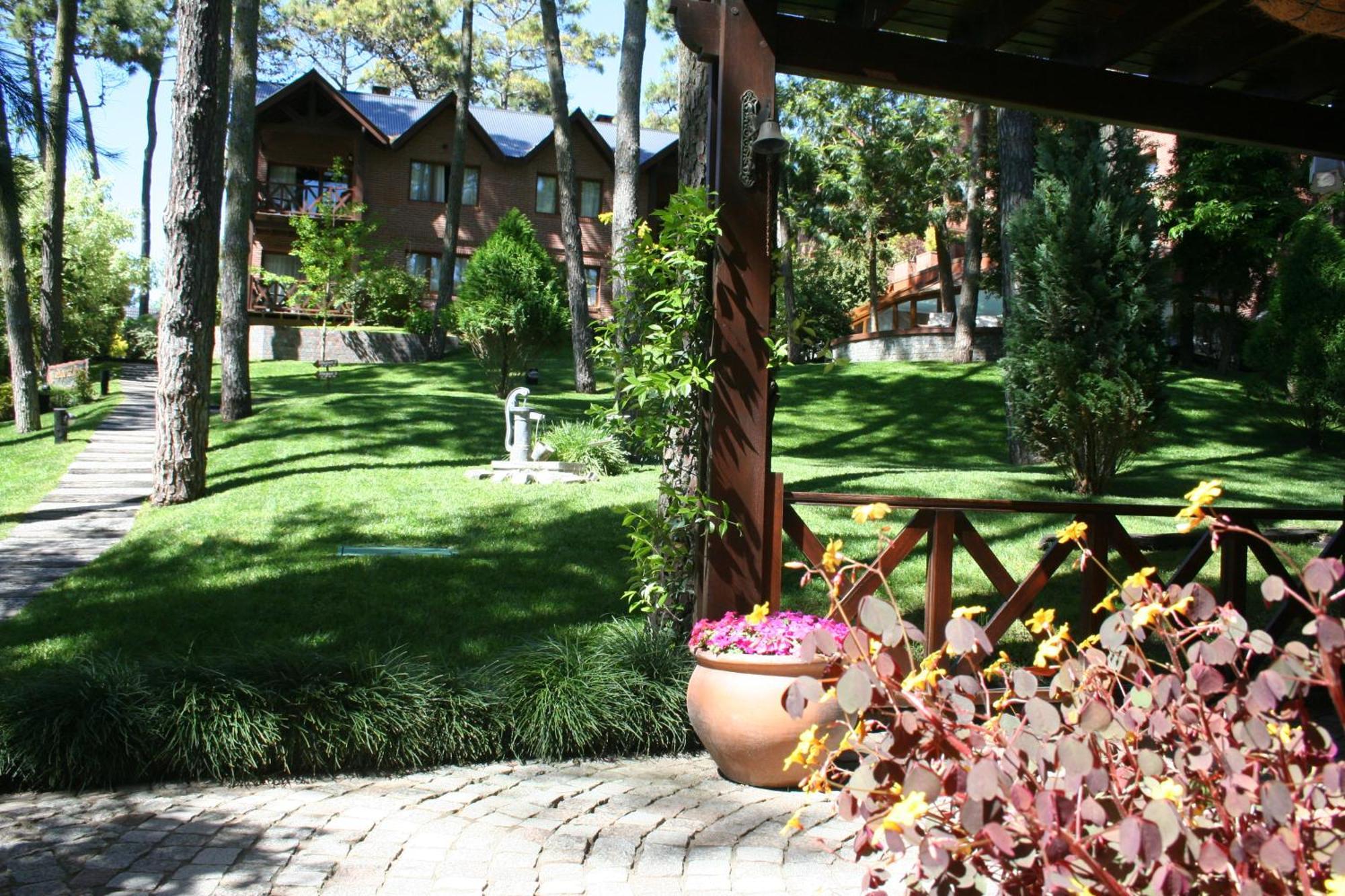 Vila Refugio Del Bosque Carilo Exteriér fotografie